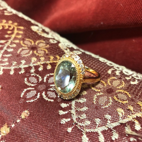 Green amethyst ring halo cubic zirconia  18 k gold over sterling silver size 7. - Picture 5 of 13